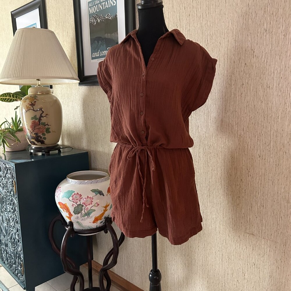 Old Navy Linen Shorts Romper Small Tall Brown